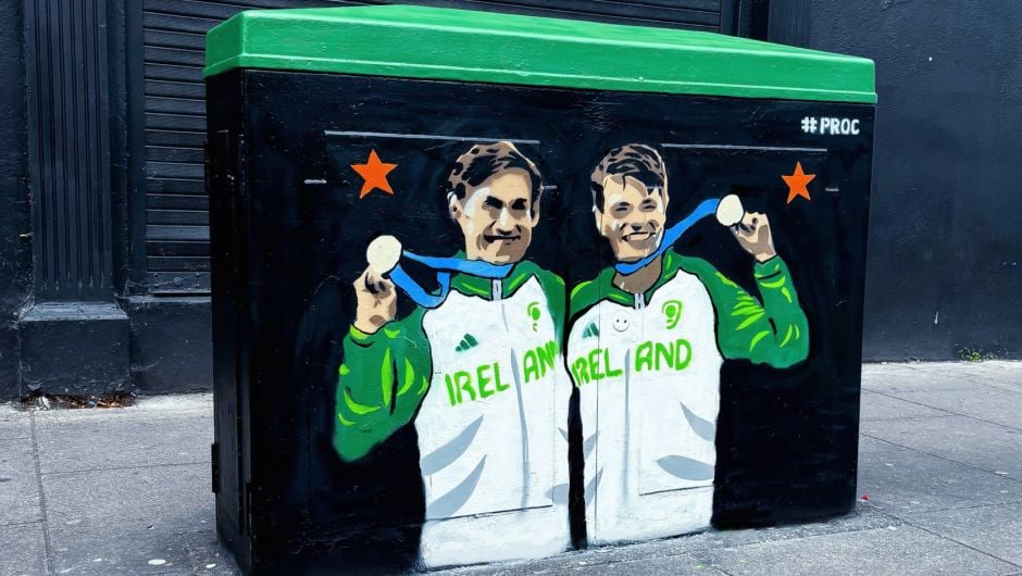 City street mural honours rowers Image