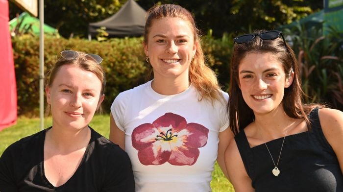 Enjoying the recent sunshine in Kennedy Gardens, Clonakilty were (from left): Lauren Crowley (Clogagh), Aoife White (Clonakilty) and Bronagh Deasy (Clonakilty).     (Photo: Martin Walsh)