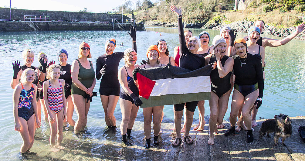 On a crisp and chilly morning, a group of women took part in a Nollaig na mBan swim at Glandore Pier which raised €800 in aid of Unicef for Gaza. (Photo: Andrew Harris)