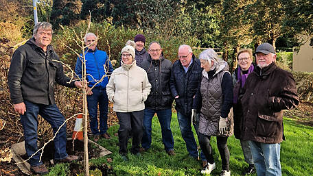 Residents' tree to honour Barry Shanahan Image