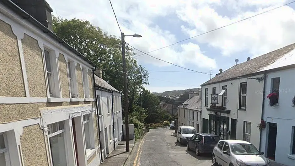 Woman refused a spin home from the gardaí in Schull Image