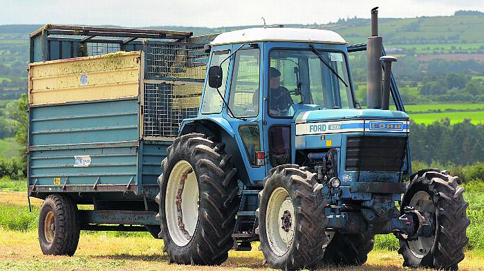 FARM CLASSICS: Ford’s forgotten 8200 a rarity in blue Image