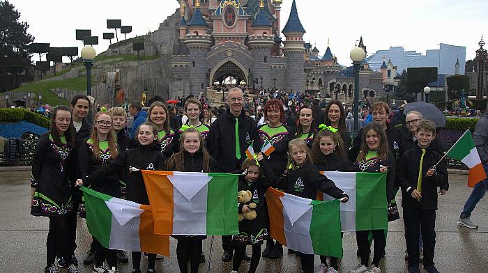 Sixteen Irish dancers (and Barry from Blarney the teddy mascot) from Blarney Dance Academy danced their hearts out in a show of their lives at the Videopolis Theatre at Disneyland Paris on St Patrick’s Day. The dancers ranged in age from five to over fifty and were guided by their teacher Michele Ryan.  Of the many who auditioned, the group was the only Irish dance team to perform live Disneyland Paris for the celebrations. Their performance consisted of a set piece of twelve dances including solo, display, céilí, the traditional brush dance, the traditional St Patrick's Day trad set and modern display pieces.