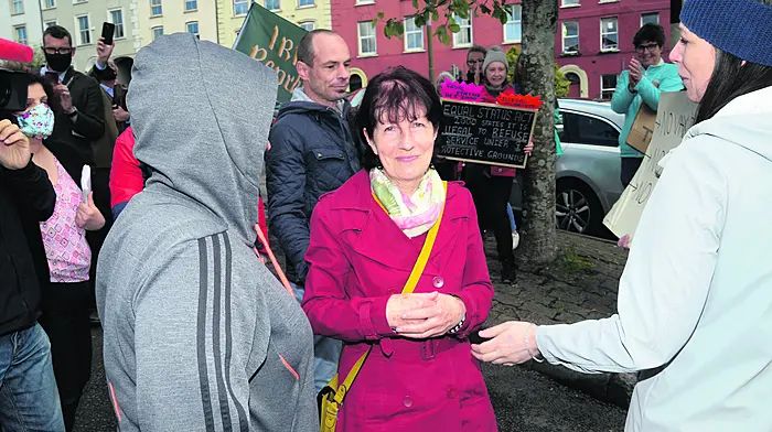 Woman avoids jail for seven-hour political protest inside food store Image