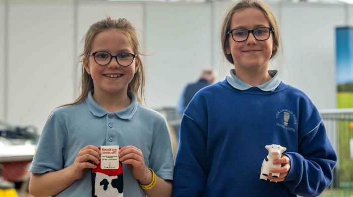 Enjoying the show were Isobel and Michaela O'Riordan from Kilnamartyra, Macroom. (Photo: Andy Gibson)