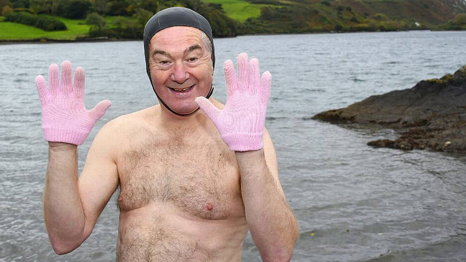 Declan McCarthy from Skibbereen all decked out in his pInk gloves for the Swim in Pink at Lough Hyne. (Photo: Garry Minihane)