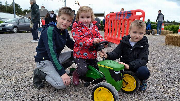 Joseph, Cadhla and Tom O'Neill from Bantry enjoying a recent day out at the Caheragh Threshing.   (Photo: Anne Minihane)