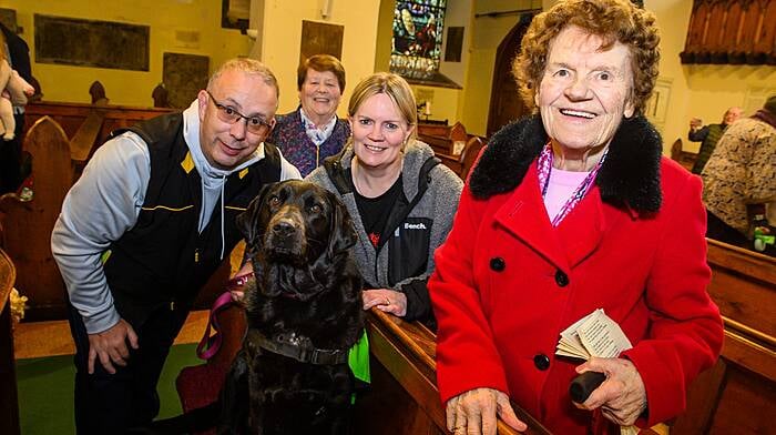 Peppa, a Labrador/Retriever and Guide Dog ambassador with Liam Hennesssy, Kinsale; Maureen Hennessy, Tipperary; Geraldine Hennesy, Kinsale and Ann O’Donovan, Kinsale pictured at a multi denominational Pet Service at St. Multose Church in Kinsale at the weekend.
Picture. John Allen