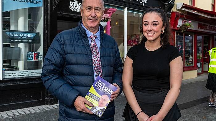 Bandon, West Cork, Ireland. 16th Nov, 2024. Independent candidate Alan Coleman canvassed in Bandon, West Cork today. Pictured is Alan Coleman with Brew Café employee Katie Allen. Picture: Andy Gibson.