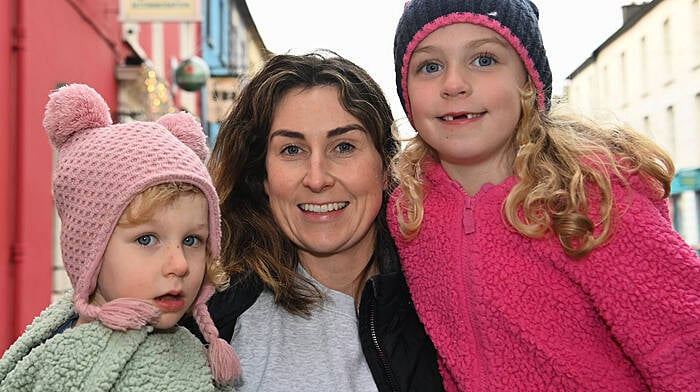 Kate, Sarah and Deirdre Murphy from Rosscarbery on a trip to Clonakilty.   (Photo: Martin Walsh)