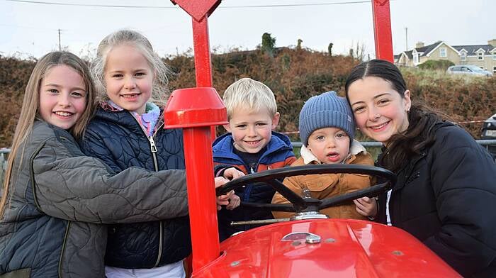 The Hayes cousins Alice, Isabelle, Oliver and Euan with Cara Herlihy all from Skibbereen at the annual Tragumna Threshing last Sunday afternoon. Photo; Anne Minihane.