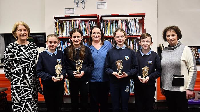 Leap National School’s quiz team of Caoimhe O'Brien, Ciara Jennings, Maryjo O'Mahony and Alex Morgan were the runners up in the Skibbereen Library quiz. Included in the photo are Veronica Whooley and Sharon O'Mahony (Skibbereen Library) and Mary Crowley (principal, Leap National School).   (Photo: Anne Minihane)