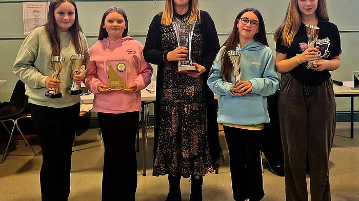 Cahermore National School’s team was the winner of the Beara senior quiz. Edel Polly presented the team with a special trophy, the Monica Polly perpetual trophy, in memory of her mother who was part of the Beara quiz for many years and who passed away in December 2023. From left: Teagan O'Sullivan, Kelsey O'Sullivan, Edel Polly, Emily Harrington and Ruby Morley.