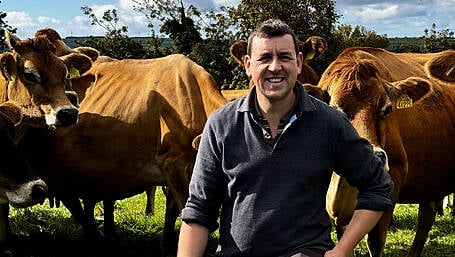 How one YouTube video inspired a brand new family milk business - Bó Bainne Úr Image
