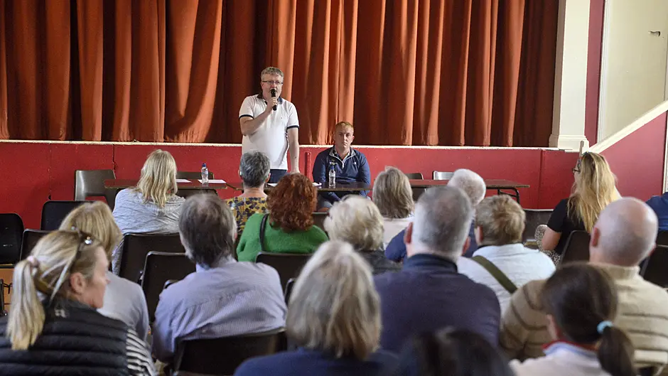 Former gambling addict speaks out against Bandon casino plans Image