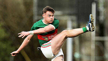 Clonakilty see off St Finbarrs to stay top of Division 1 league Image