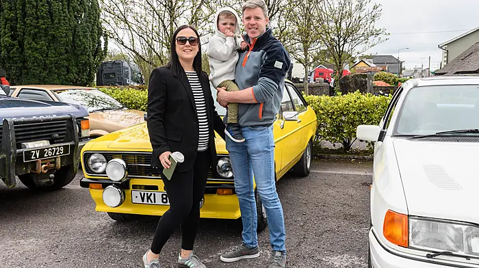 Allison, AJ (3) and Alan Lane (Skibbereen) checking out the cars at the Drimoleague tractor, truck and car run. The run was in aid of West Cork Rapid Response and Bantry Hospice. 
Picture: David Patterson, Tractor Run – Cork