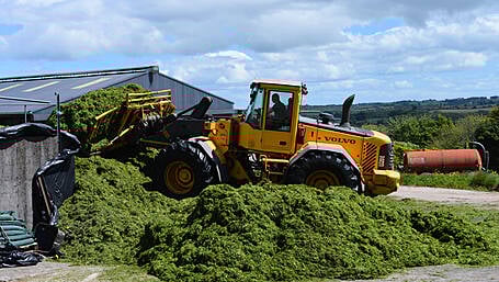 FARM CLASSICS: Volvo loaders made their mark on Irish farms Image