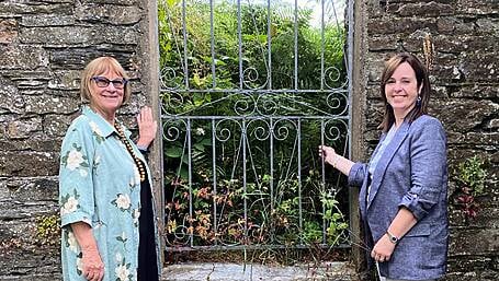Memorial to Dunmanway orphan girls, shipped to Australia in famine times Image