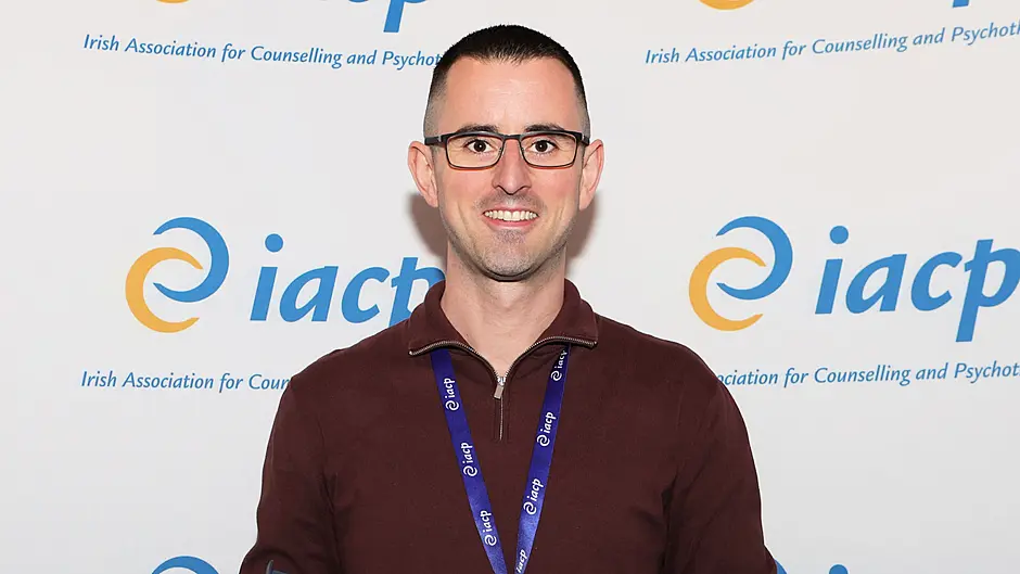Glengarriff man honoured for innovative suicide research Image