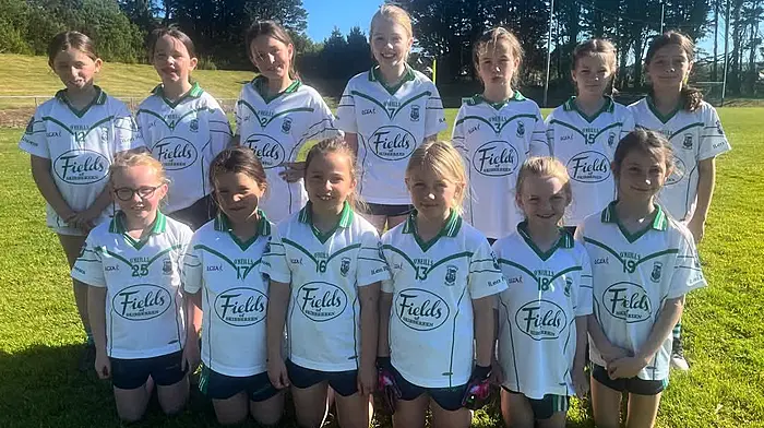 The Ilen Rovers U10 girls who took part in a blitz against Castlehaven, Kilmacabea and Rosscarbery in Union Hall last Saturday morning. Back: Ella Crowley, Ina O’Driscoll, Éirinn O’Driscoll, Emma Keohane, Méabh Collins, Orlaith Brennan and Mila Browne. Front: Keelin Crowley, Saoirse Hickey, Sarah Swanton, Grace Surazynska-Mueller, Sadie Kiely and Clodagh Goggin.