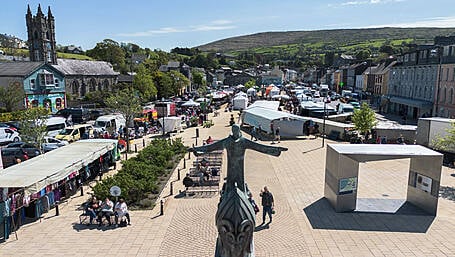 Busy tourism season underway in Bantry Image