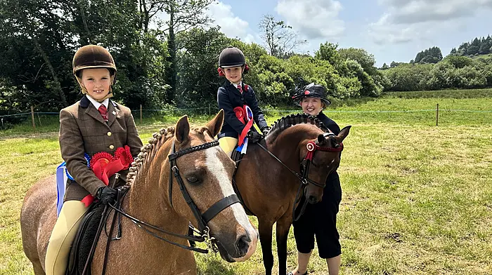 Sisters Stephanie and Rebecca Fleming of Barryroe at the Leap Show, with their mother Orla Whelton.   (Photos: Eoghan Daly)