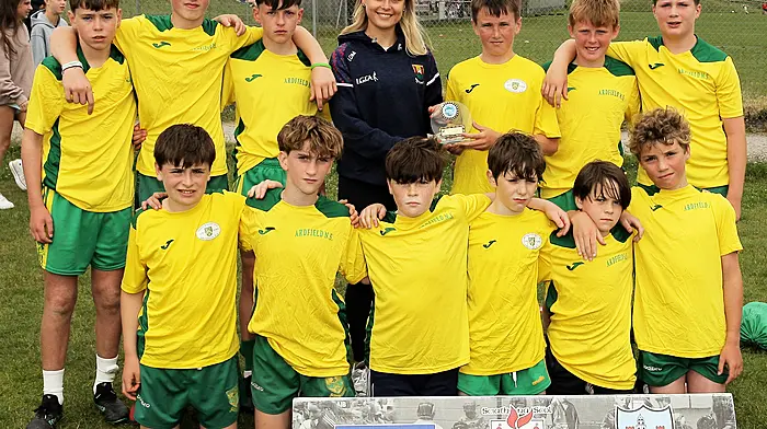 Roinn 4 Boys runners-up Ardfield NS with Cork footballer Laura O'Mahony. (Photo: Paddy Feen)