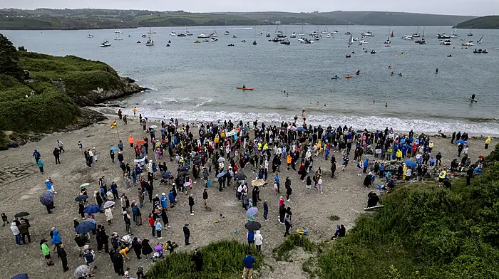 Large group turn up to protest against mussel farm Image