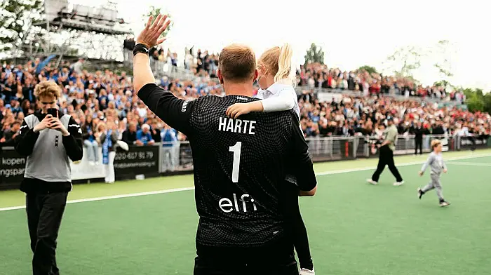 Legendary goalkeeper David Harte waves goodbye to Kampong Image