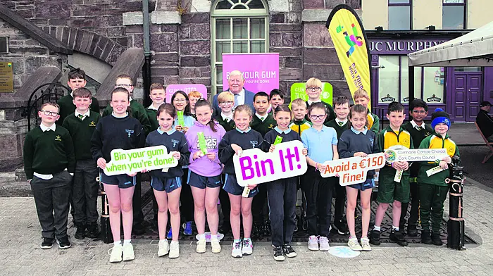 Gum Litter Taskforce takes to the streets of Macroom Image