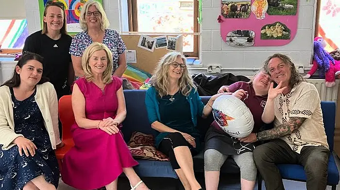Gráinne O’Sullivan, Kay Quinn, Margaret Lavin and Maria O'Toole with Áibhe Martin and her parents Rebecca and Colin, on the occasion of Áibhe's graduation from Schull Community College.