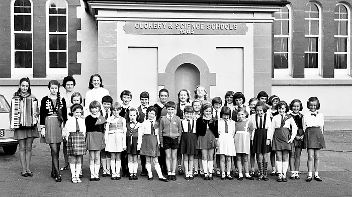 Convent set dancing group, 1971.