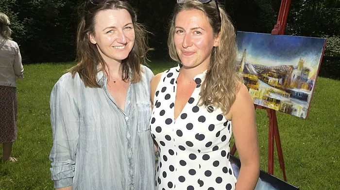 NEWS 6/7/2025 Pictured at the annual Innishannon Gardens and Galleries festival was Heather cronin, Innishannon and Victoria Webb, Balinhassig. Picture Denis Boyle