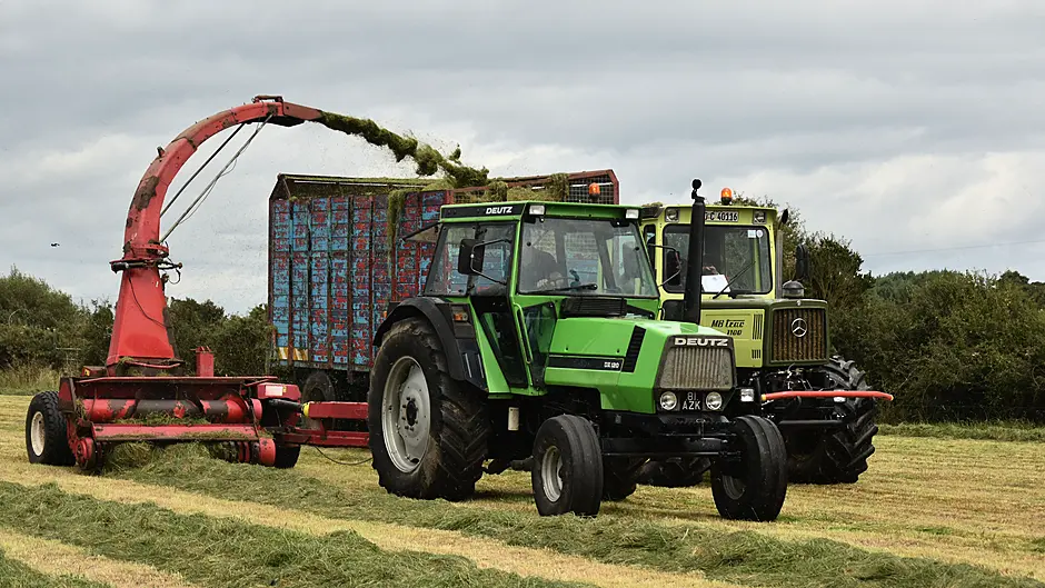 Bold styling of the Deutz DX range Image