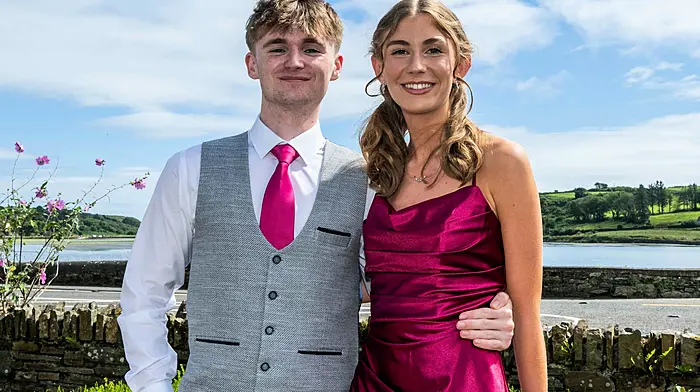 Left: Mount St. Michael School debutantes Daniel Calnan and Lucy McCarthy. Above: Jeremy O’Donovan from Kinsale finishing the Kinsale 5 Mile road race at the Regatta Festival.
(Photos: Andy Gibson & John Allen)