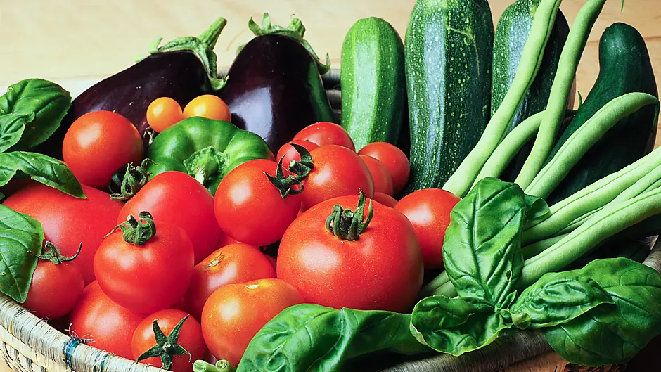 GARDENING: A bounty of fruits and flowers Image