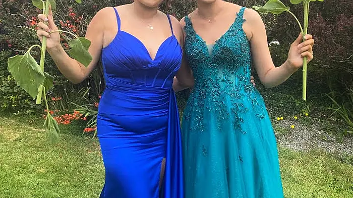 Catherine O'Callaghan from Leap and Muireann Deane from Skibbereen ready to enjoy the Debs.