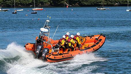 RNLI rescues two teenagers cut off by rising tide at Browns Strand, Kinsale Image