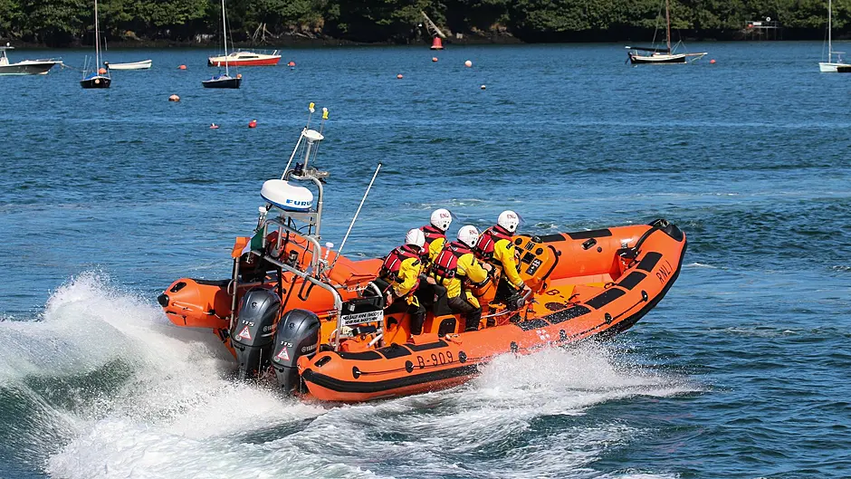 RNLI rescues two teenagers cut off by rising tide at Browns Strand, Kinsale Image
