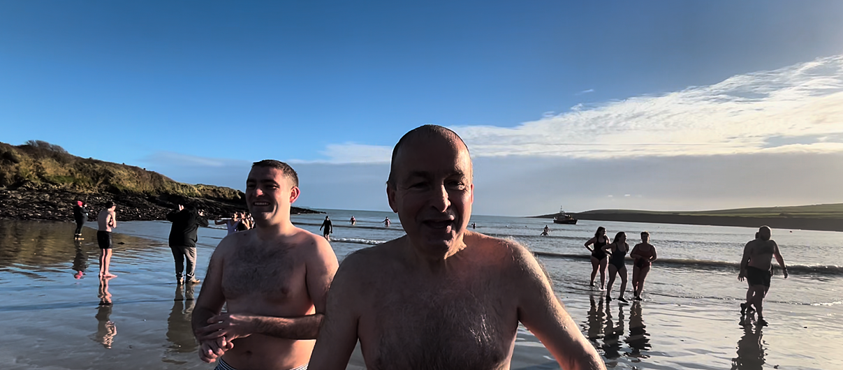 WATCH: Tánaiste Micheál Martin at the Courtmacsherry New Year's Day swim Image