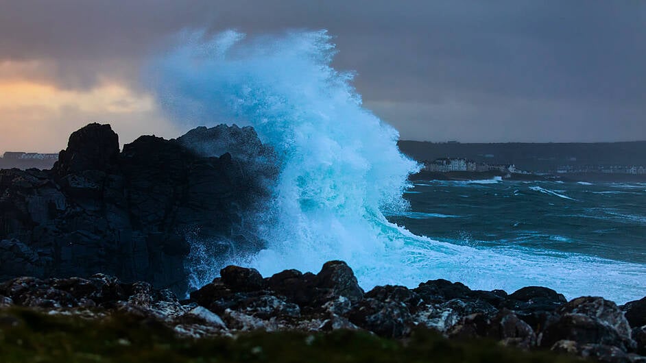 LIVE UPDATES: West Cork braces for Storm Éowyn Image