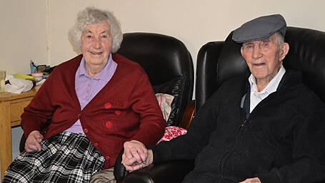 Skibb couple celebrates 70th wedding anniversary Image