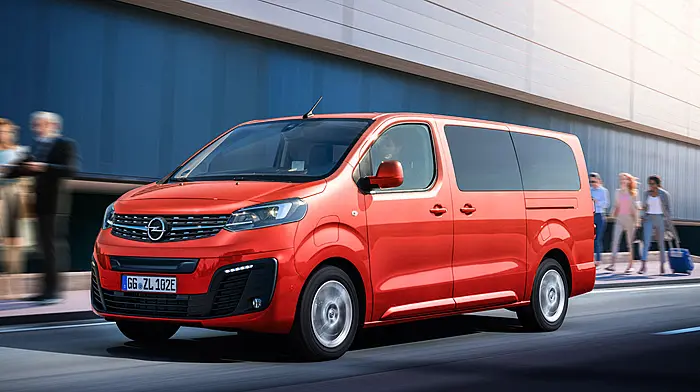 Emissions-free new Opel Zafira-e Life Image