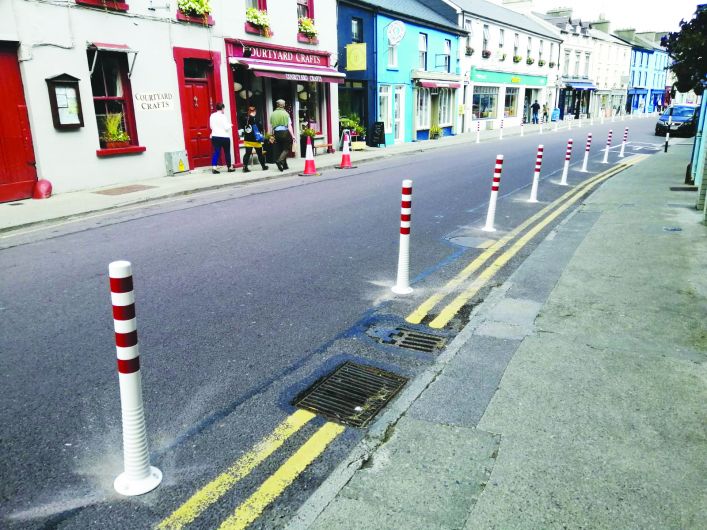 Schull’s traffic bollards ‘bad for business and parking’ Image