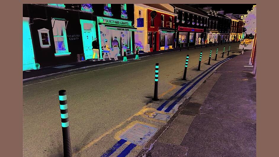 Schull’s traffic bollards ‘bad for business and parking’ Image