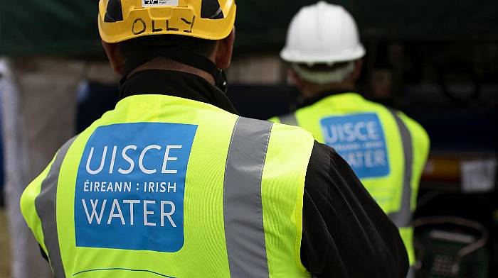 Tanker at Adrigole GAA pitch as water outages 'may continue' Image