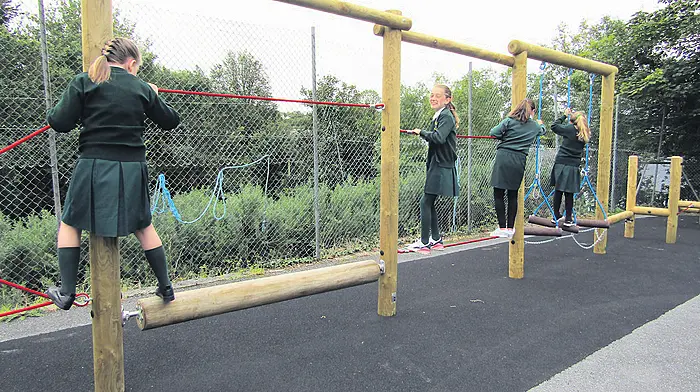 Children delighted with new back-to-school reality Image