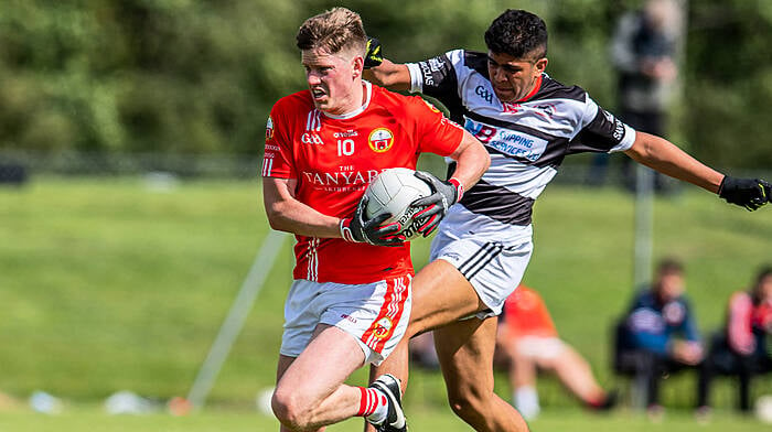 Donal Óg Hodnett moving up through the gears as O'Donovan Rossa pick up speed Image