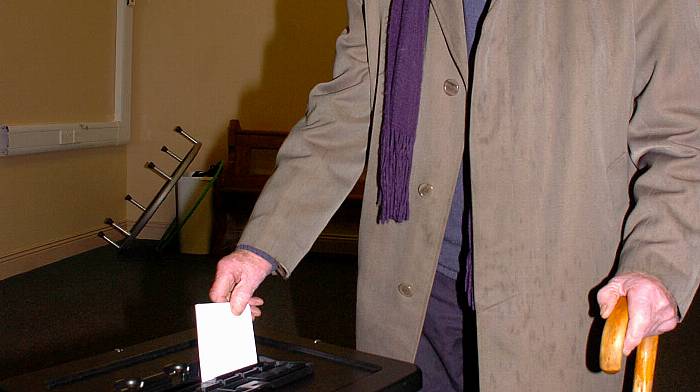 Three generations are recalled in voting photo Image